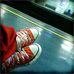 Chaussures Rouge en gare